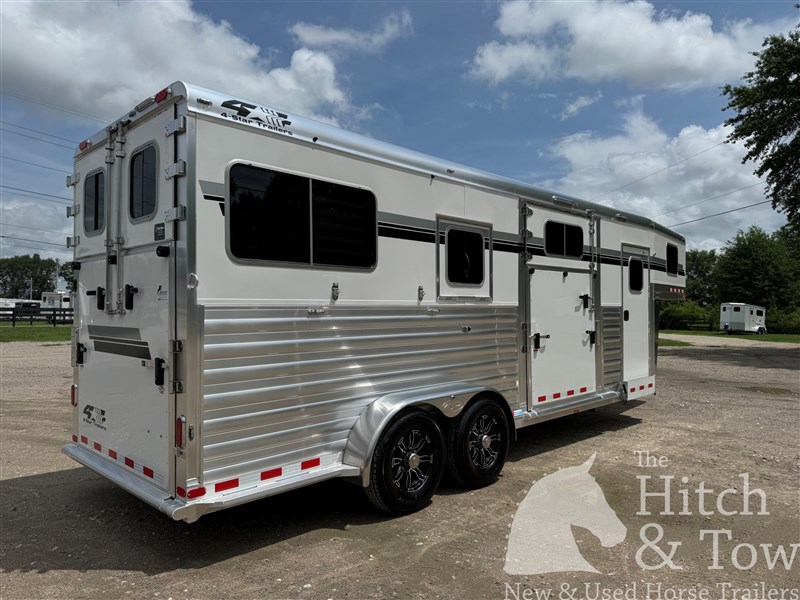 2026 4-star 2026 4 star 2+1 w/ rolling divider & more!