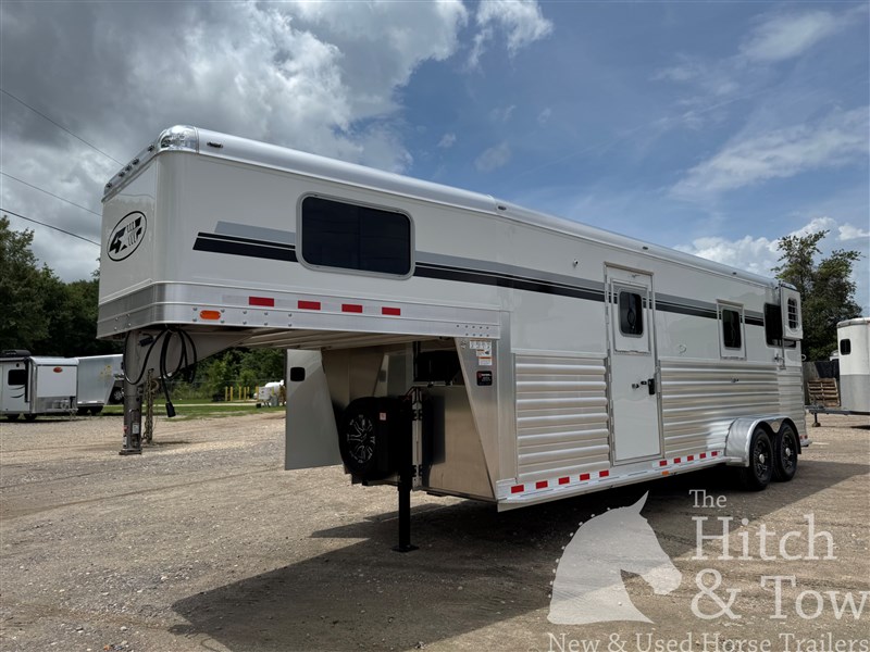 2026 4-star 2026 4 star 2+1 w/ rolling divider & more!