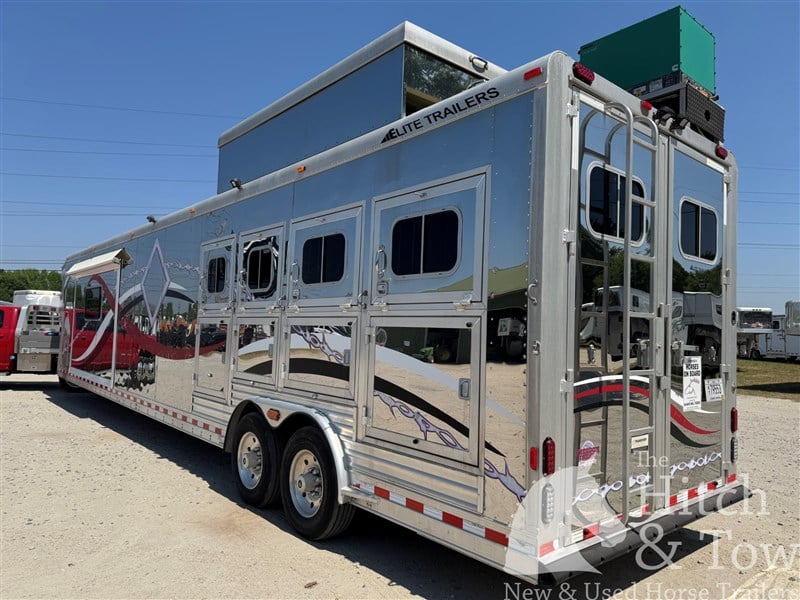 2006 Elite 2006 elite 4 horse w/ 20' lq, reverse load!