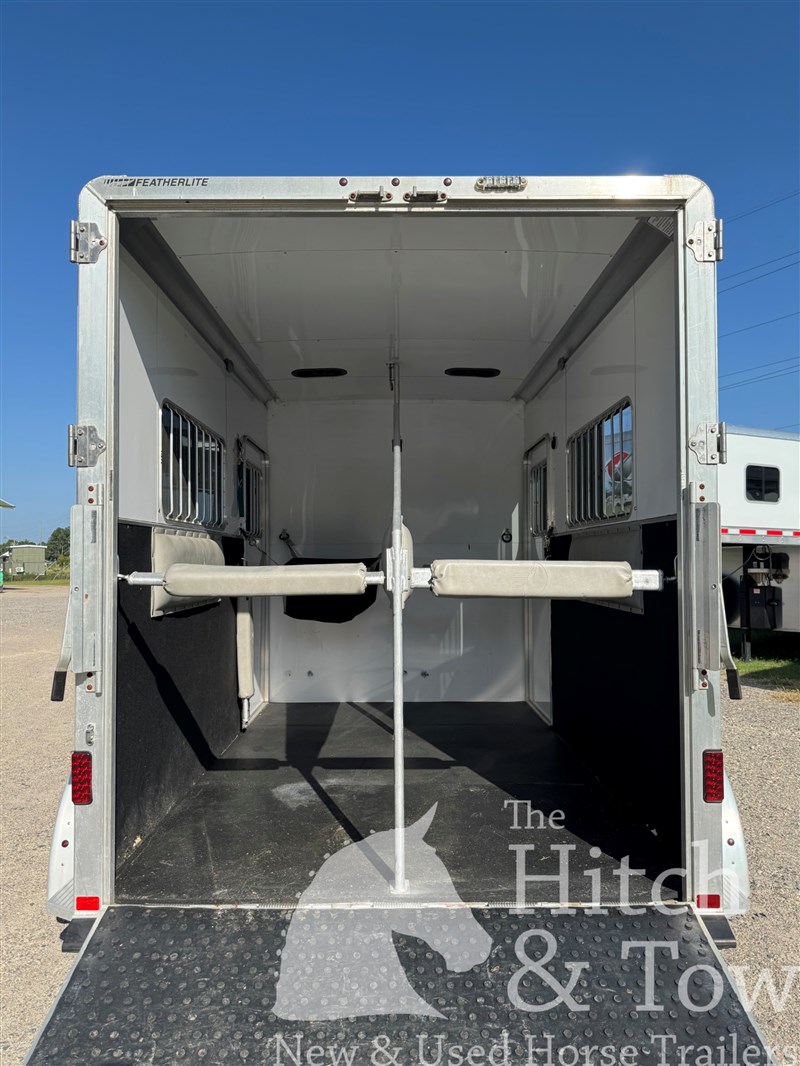 Trailer Photo 8