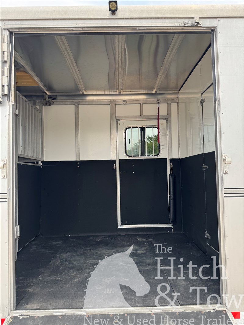 Trailer Photo 14