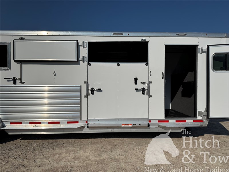 Trailer Photo 13
