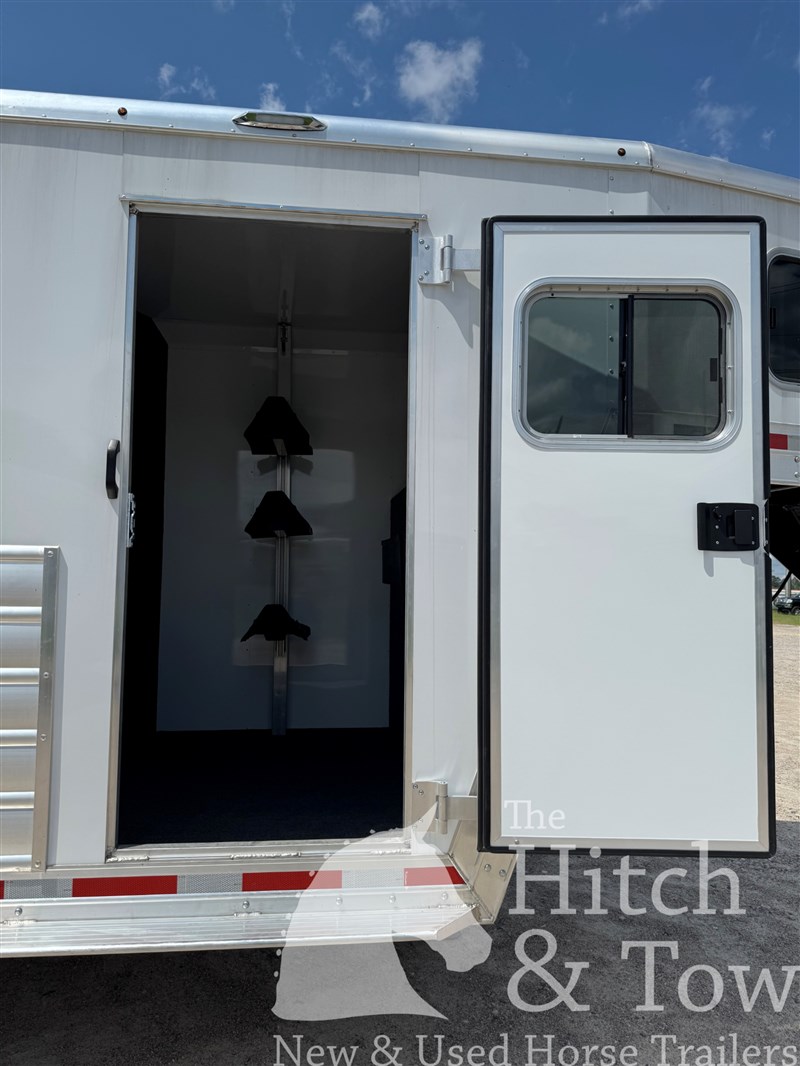 Trailer Photo 15