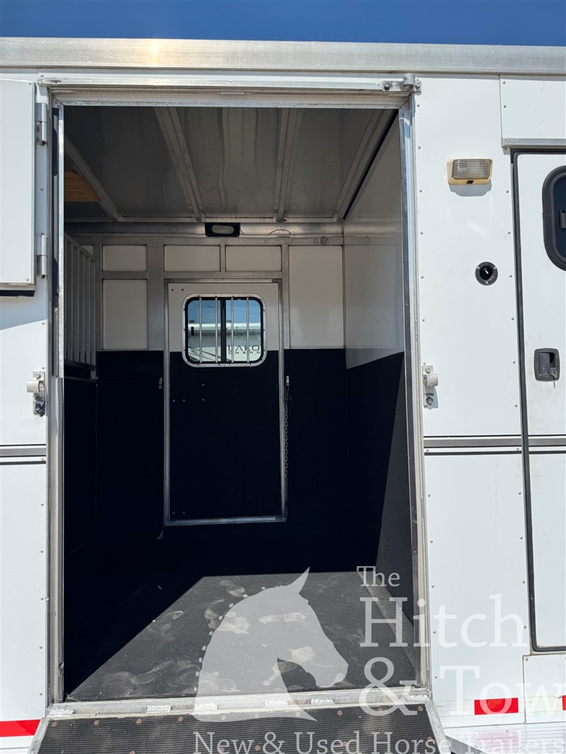 Trailer Photo 16