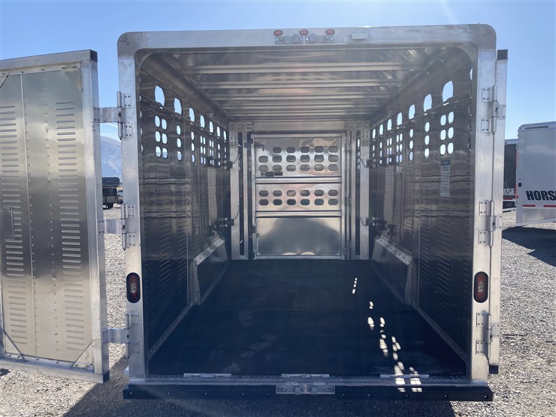 2024 Wilson 26' Roper Stock Combo