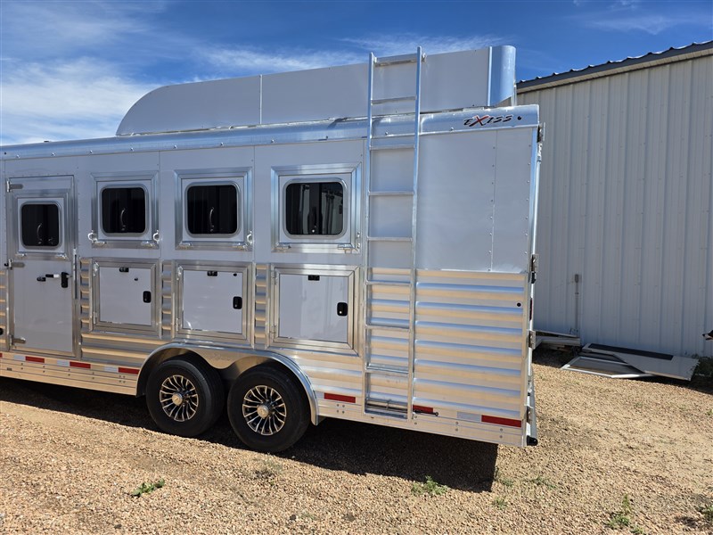 Trailer Photo 2