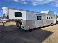 2024 4 horse Hart 4 Horse GN with 15' Signature Quarters LQ