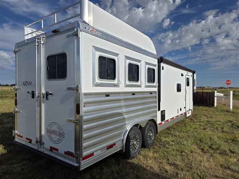 Trailer Photo 4