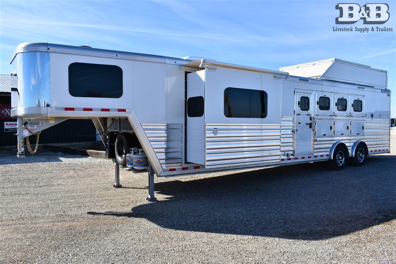 2026 Cimarron 4 horse norstar slant with 13'6" signature quarter
