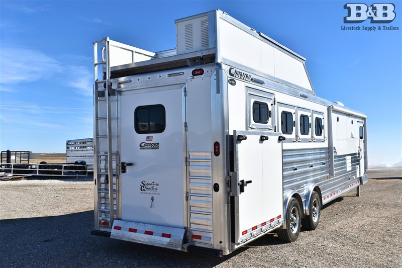 Trailer Photo 11