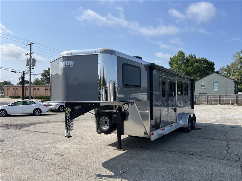 2025 Shadow 3 horse gooseneck w/ weekender living quarters