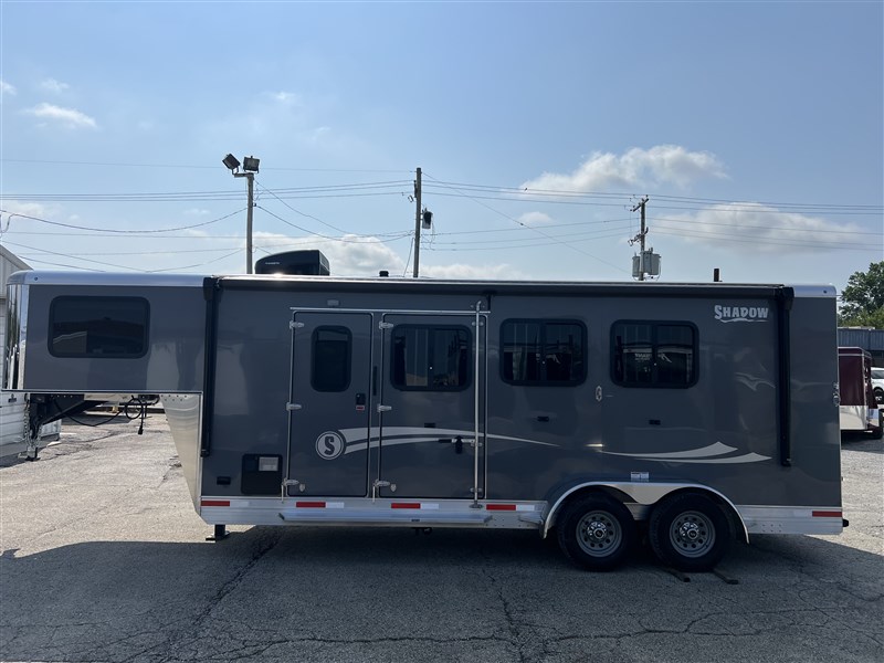 2025 Shadow 3 horse gooseneck w/ weekender living quarters