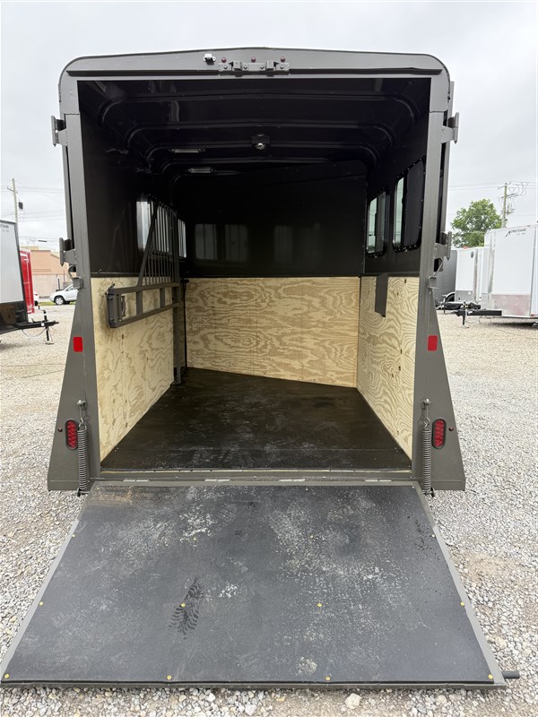 Trailer Photo 15