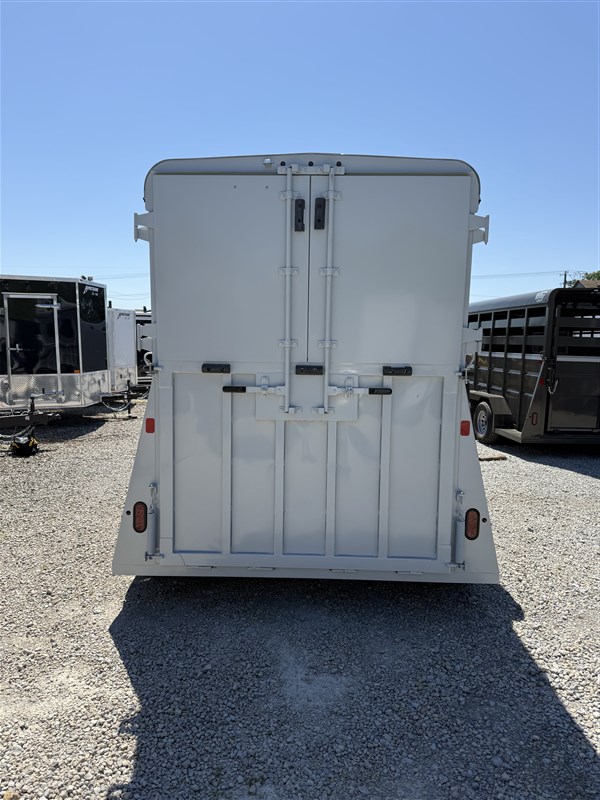 2027 Valley 2 horse straight load w/ ramp >> extra tall
