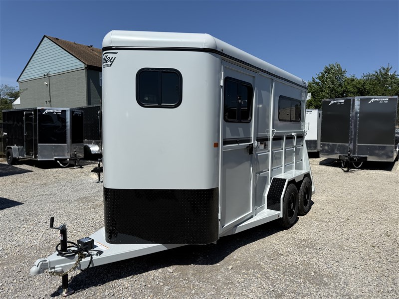 2027 Valley 2 horse straight load w/ ramp >> extra tall