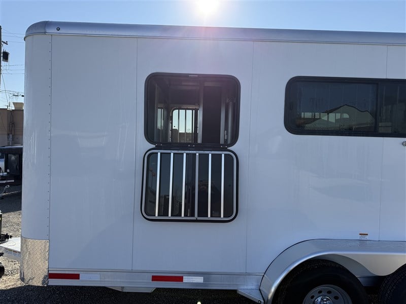 Trailer Photo 11