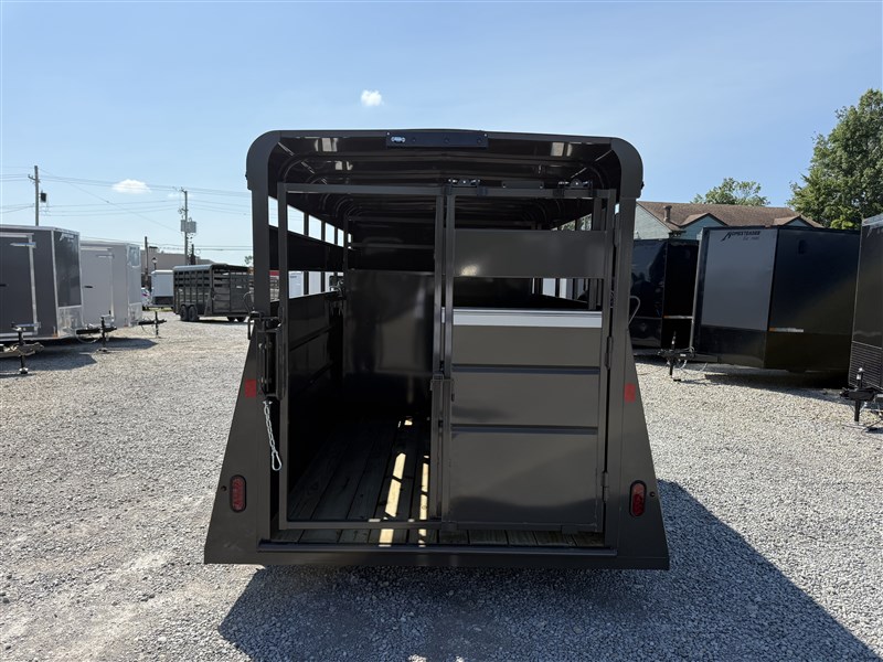 Trailer Photo 10