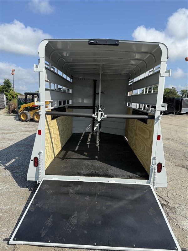 Trailer Photo 12