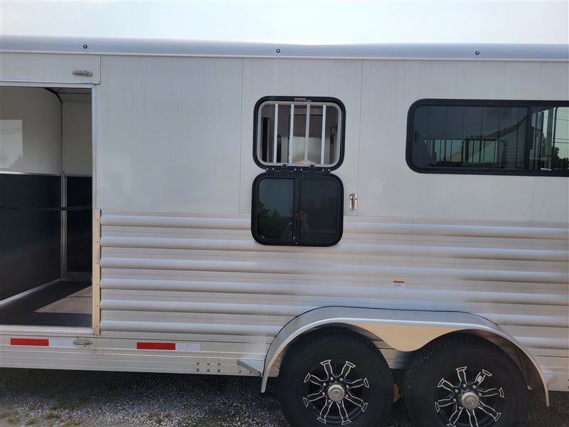 Trailer Photo 20