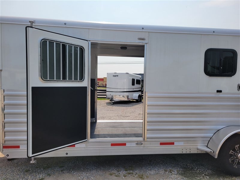 Trailer Photo 17