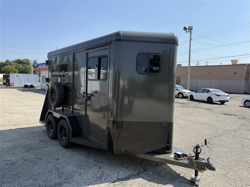 Trailer Photo 8