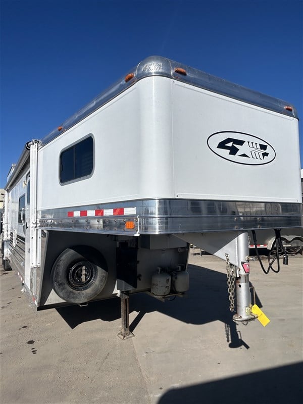 2008 4-star 3 horse 16' outlaw conversion