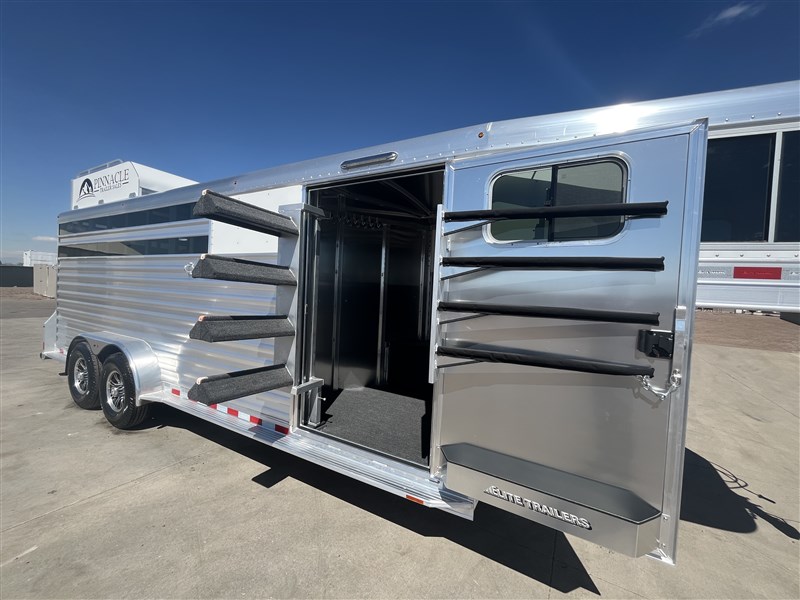 Trailer Photo 11