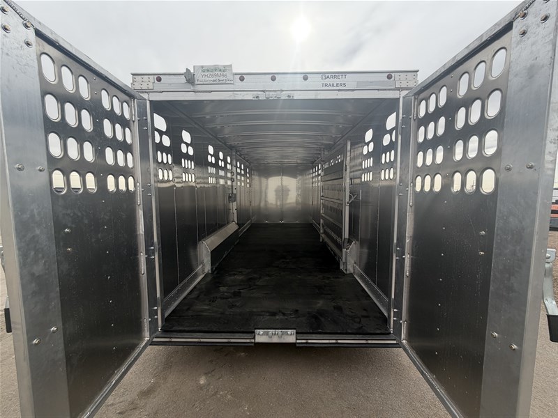 Trailer Photo 15
