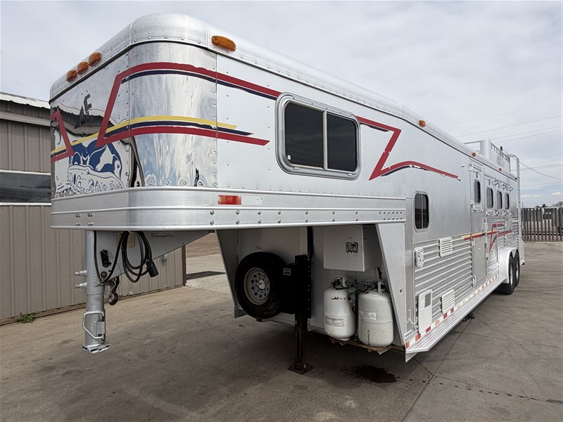 Trailer Photo 19