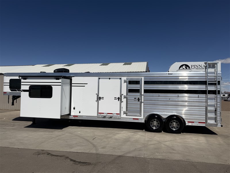 Trailer Photo 9