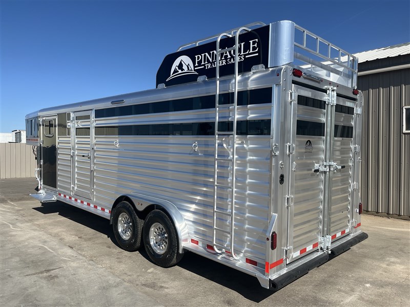 Trailer Photo 2
