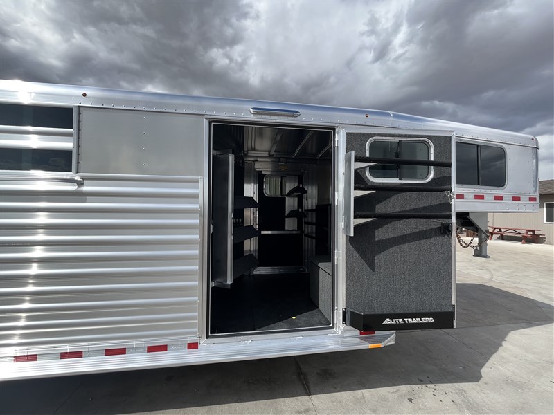 Trailer Photo 16