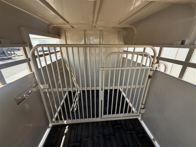 Trailer Photo 21