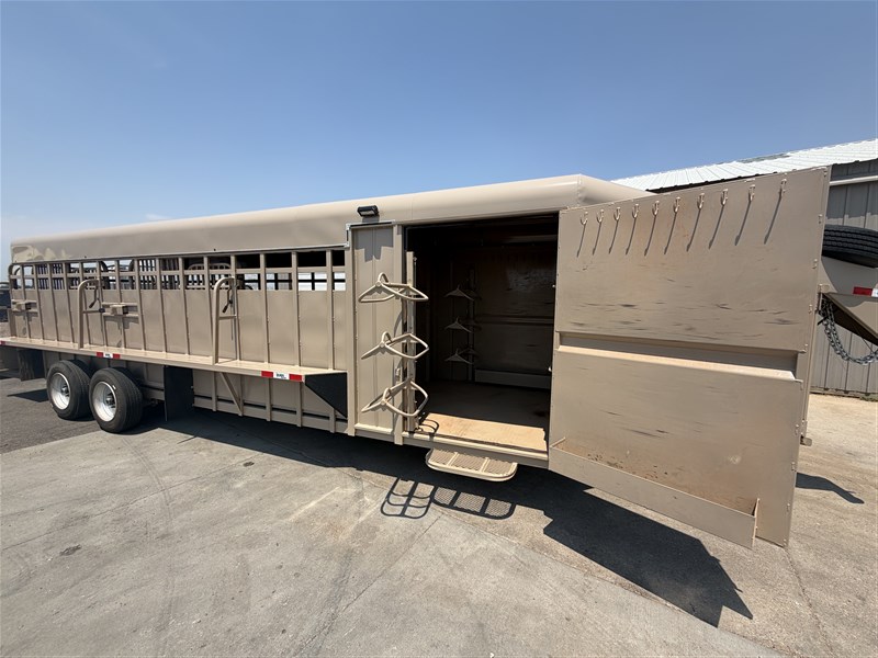 Trailer Photo 26