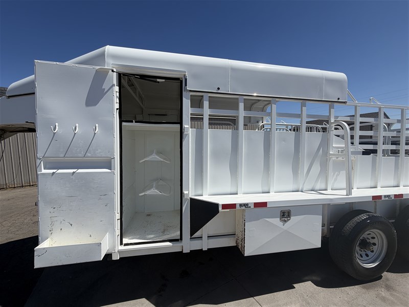 Trailer Photo 6