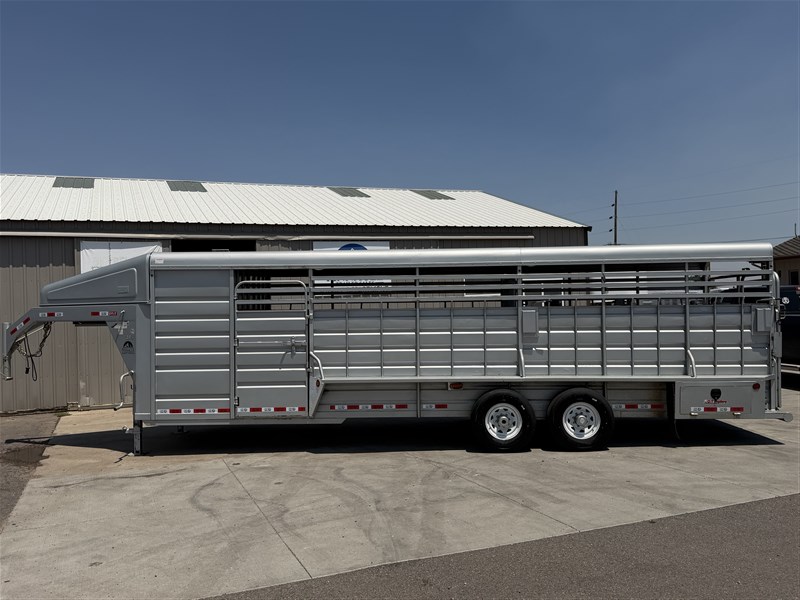 Trailer Photo 15