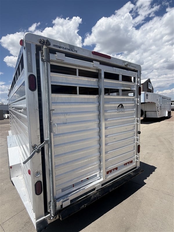 Trailer Photo 17