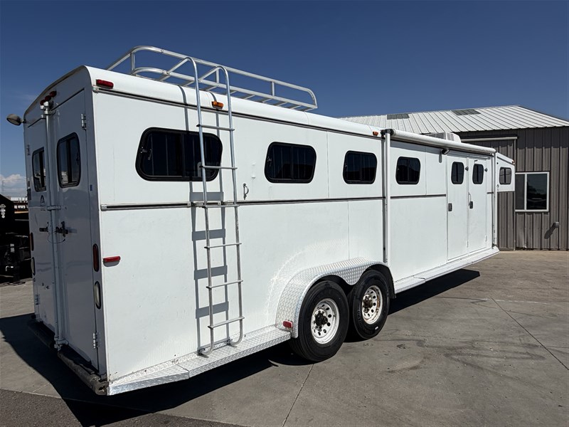 Trailer Photo 6