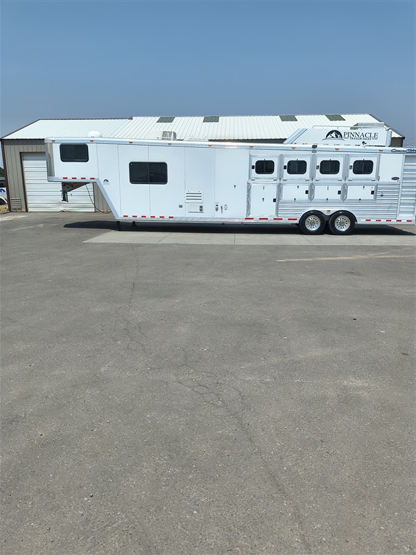 Trailer Photo 2