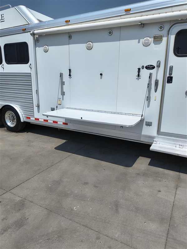 Trailer Photo 5