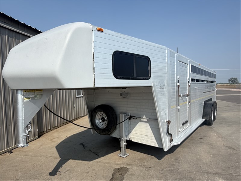 Trailer Photo 9