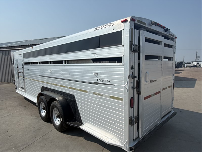 Trailer Photo 8