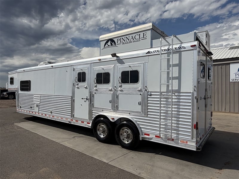 2007 Elite 3 Horse Mid tack 13' LQ