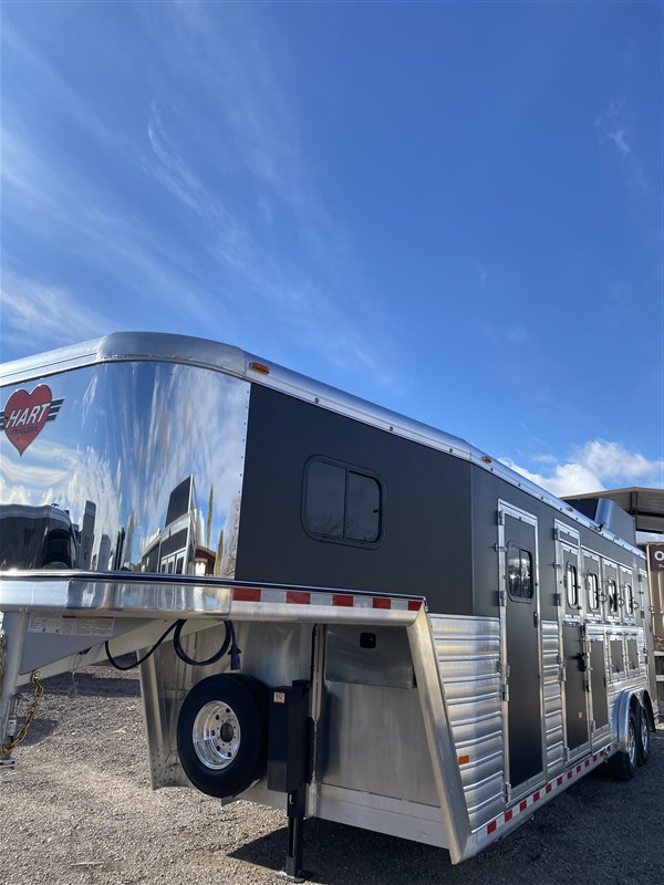 2023 Hart 4 Horse Smart Tack !! SALE PENDING