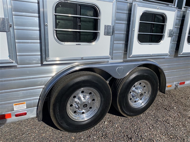 2023 Hart 4 Horse Smart Tack !! SALE PENDING