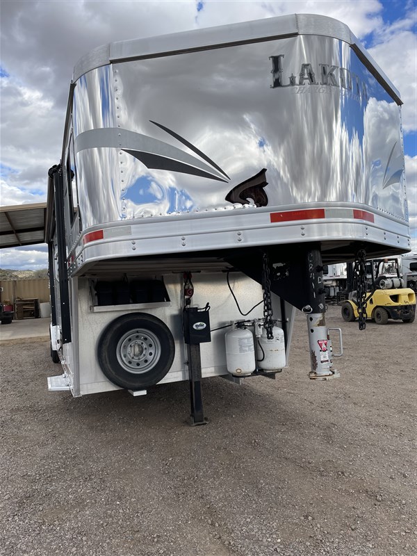 2019 Lakota C8411 w/ SALE PENDING