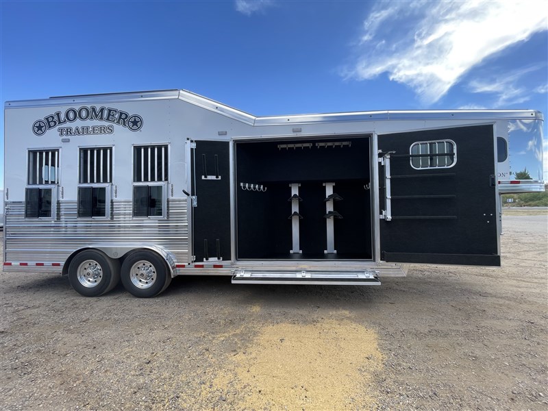 2024 Bloomer 4 Horse Trainers Trailer