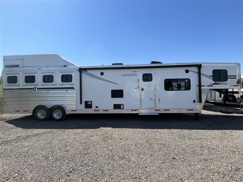 Trailer Photo 3