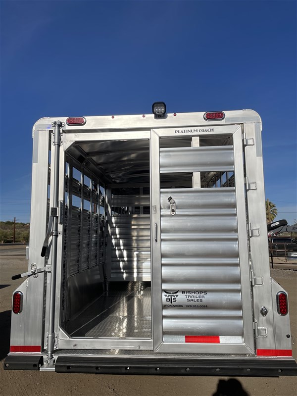 Trailer Photo 7