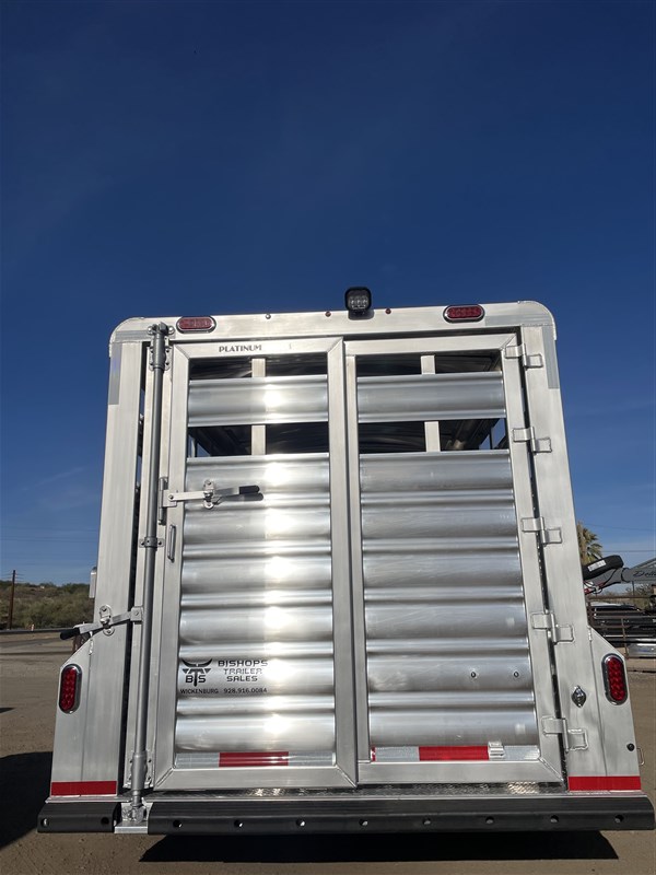 Trailer Photo 8